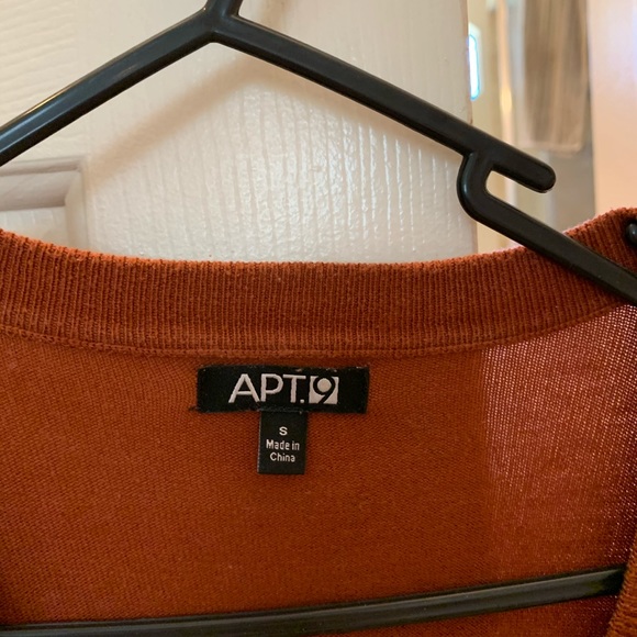 Knit 3-button cardigan - Picture 2 of 2